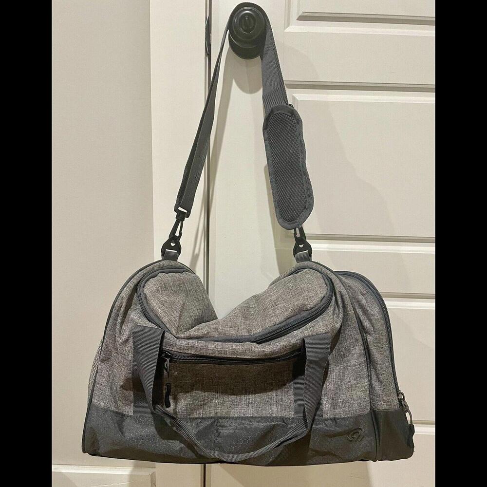 CHAMPION 18” Sport Duffle Gym Bag Blue /Black Active